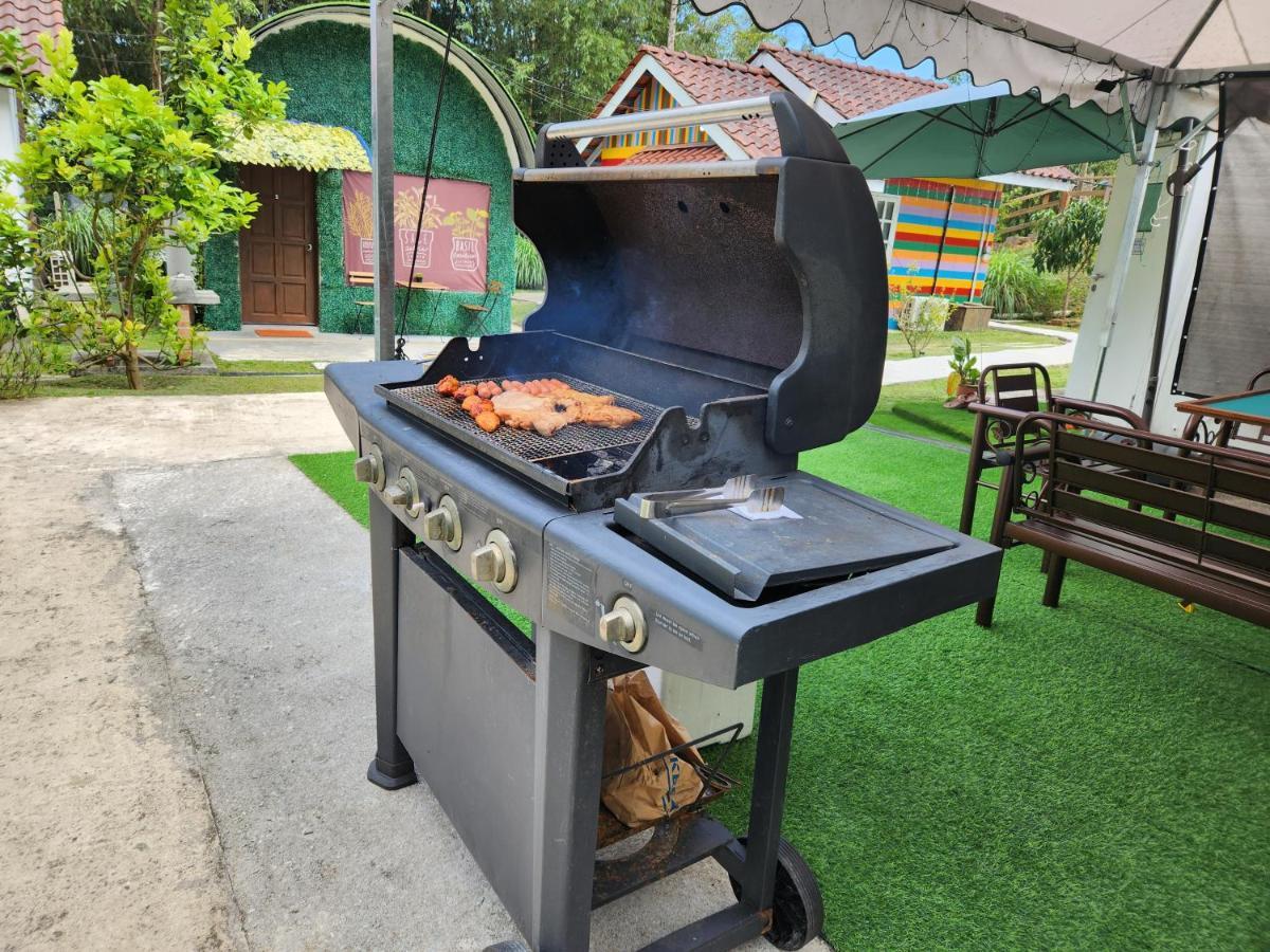 Genting Greenwoods Tiny Houses & Events Hall Genting Highlands Exterior foto